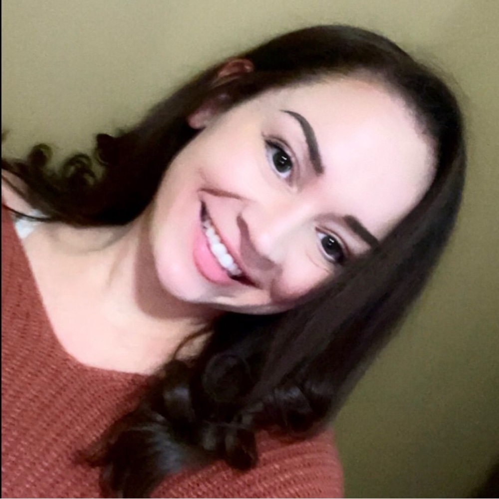 Meet your Posher, Leah